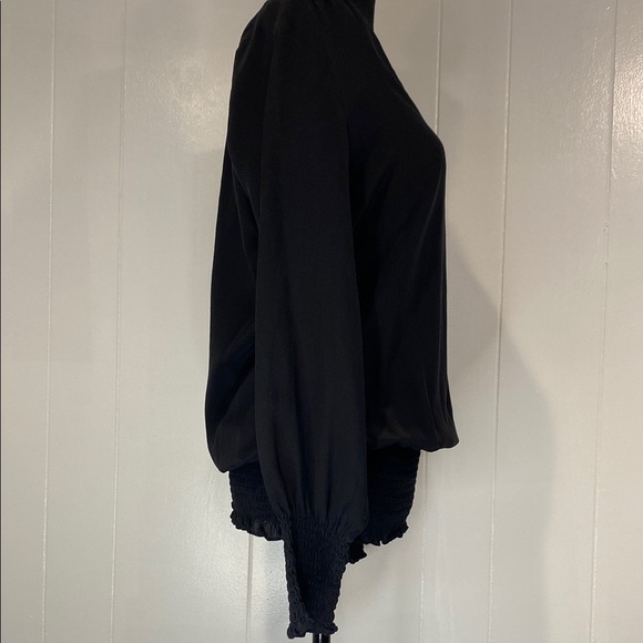 Primrose Blouse Silk Elegant Scoop Neck Smocked Cuff and Hem Black Size Medium - Picture 10 of 16